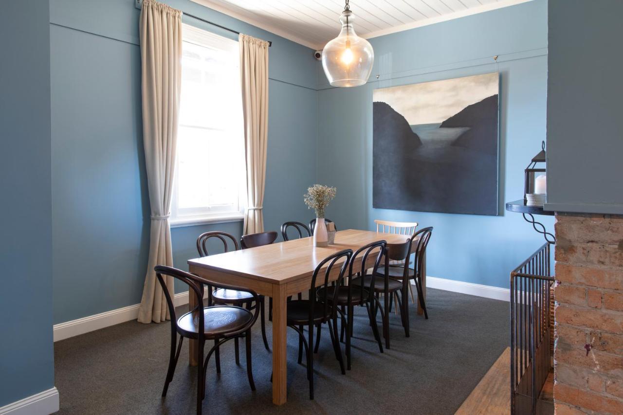 ホテル Robertson Public House And Kitchen エクステリア 写真