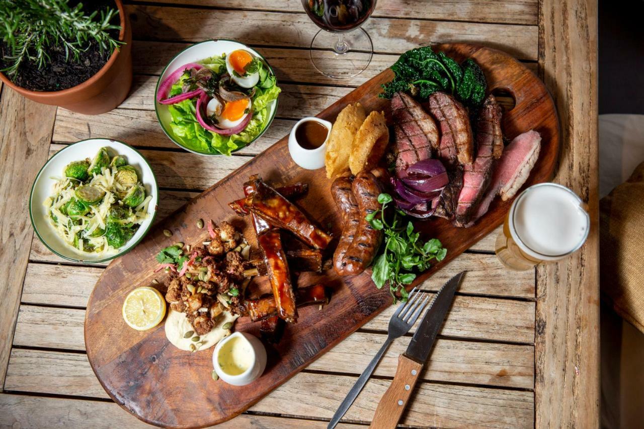 ホテル Robertson Public House And Kitchen エクステリア 写真